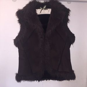 Chocolate brown faux suede vest w/faux fur lined